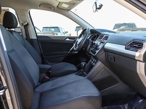 Used 2020 Volkswagen Tiguan S FWD image 22