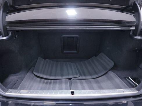 Used 2022 BMW 740i w/ M Sport Package image 23