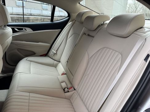 Used 2026 Genesis G70 2.5T Prestige image 24