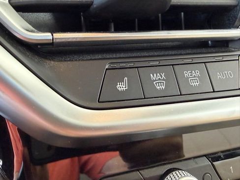 Certified 2024 BMW X3 sDrive30i w/ Premium Package w/ZPA image 27