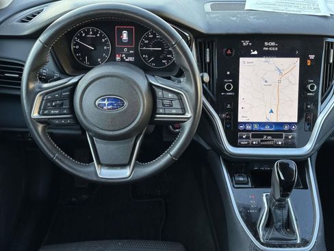 Used 2024 Subaru Outback Premium image 9