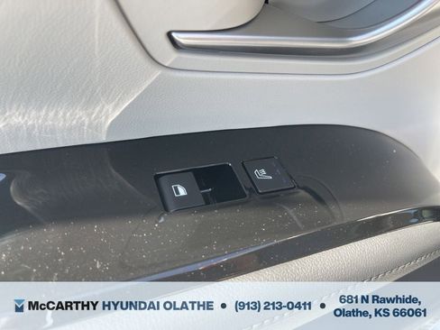 Certified 2025 Hyundai Tucson Limited FWD image 28
