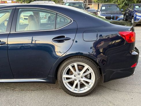 Used 2006 Lexus IS 350 image 10