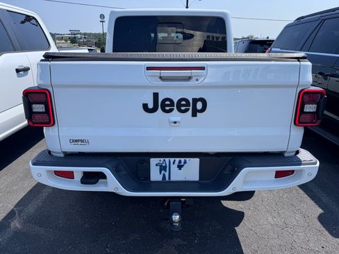 Used 2023 Jeep Gladiator Overland AWD/4WD image 8