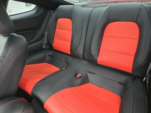 Used 2019 Ford Mustang GT w/ GT Performance Package RWD image 11