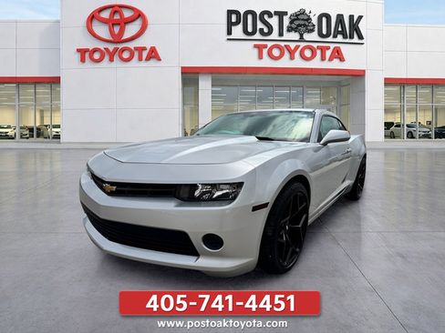 Used 2015 Chevrolet Camaro LS RWD image 7