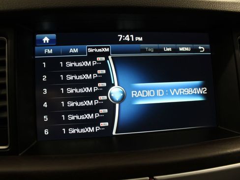 Used 2015 Hyundai Genesis 3.8 w/ Option Group 03 AWD/4WD image 29