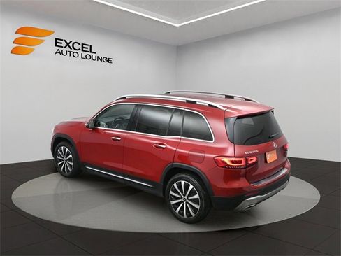 Used 2020 Mercedes-Benz GLB 250 w/ Premium Package image 44