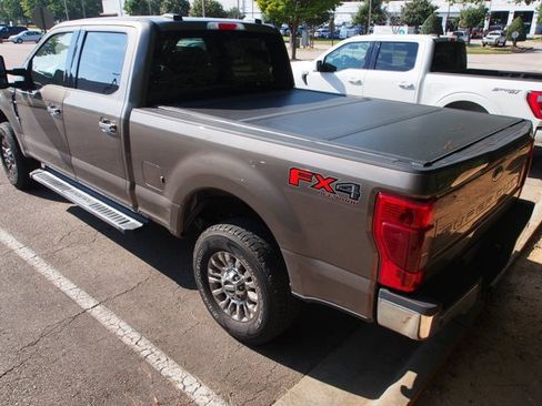 Certified 2021 Ford F250 XLT w/ XLT Premium Package AWD/4WD image 5