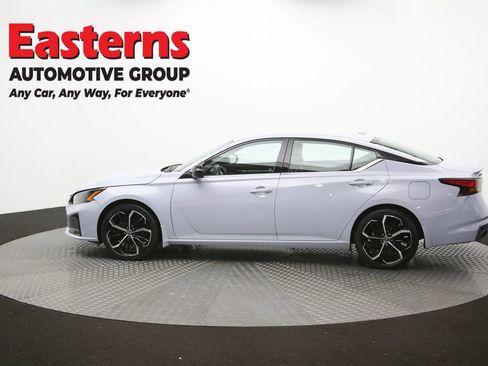 Used 2023 Nissan Altima 2.5 SR FWD image 63