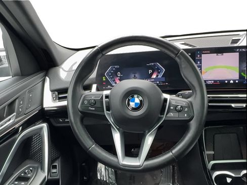 Used 2025 BMW X2 xDrive28i AWD/4WD image 37