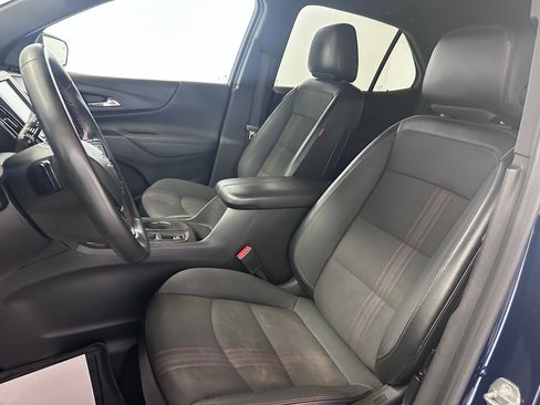 Used 2023 Chevrolet Equinox RS image 43