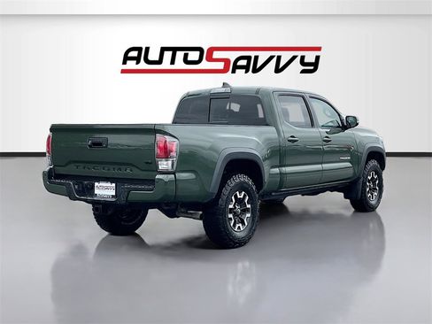 Used 2022 Toyota Tacoma TRD Off-Road w/ TRD Premium Off Road Package image 7