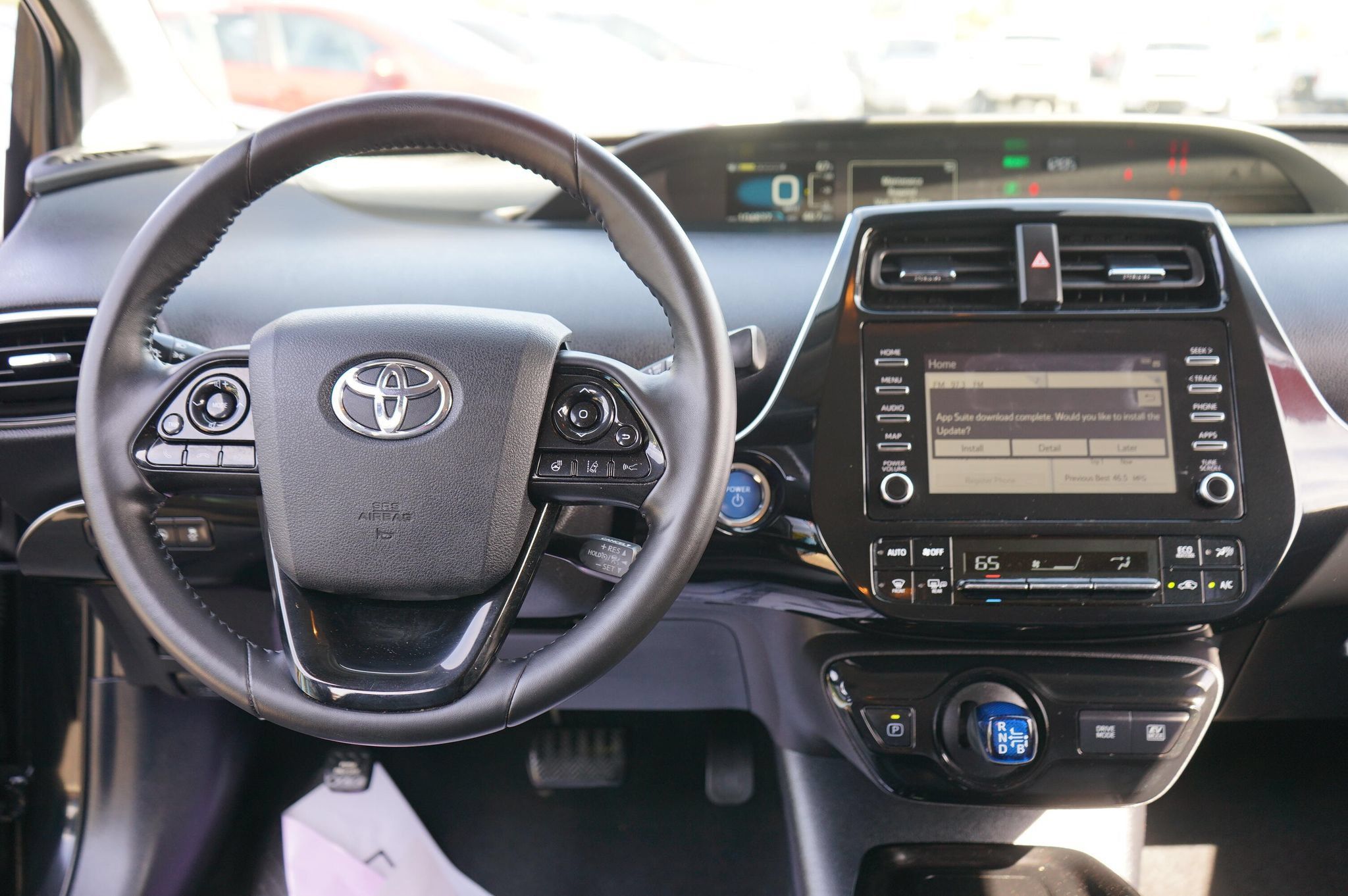 Used 2020 Toyota Prius XLE FWD image 14