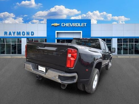 New 2026 Chevrolet Silverado 3500 LT w/ All Star Edition AWD/4WD image 4