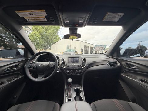 Used 2024 Chevrolet Equinox RS FWD image 26