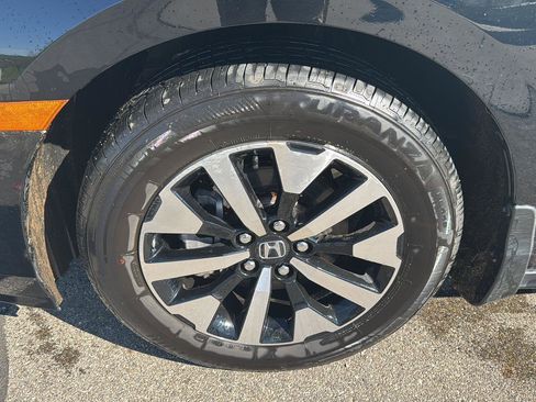 Used 2026 Honda Odyssey EX-L image 9
