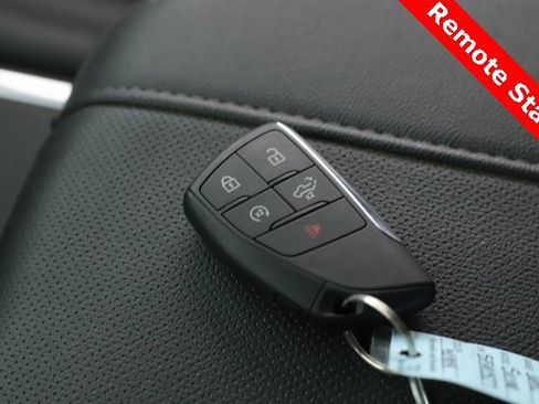 Used 2025 GMC Sierra 3500 SLT w/ SLT Premium Package image 3