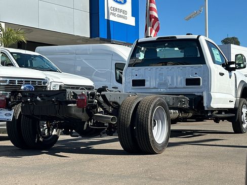 Used 2024 Ford F450 XL image 3