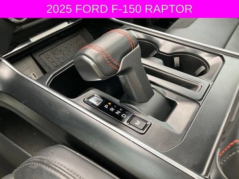 Used 2025 Ford F150 Raptor AWD/4WD image 38