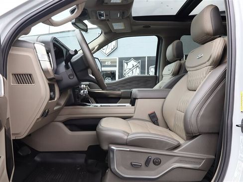 Used 2025 Ford F350 Platinum w/ Platinum Plus Package AWD/4WD image 20