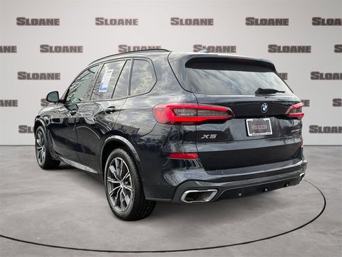 Used 2021 BMW X5 xDrive40i w/ M Sport Package image 3