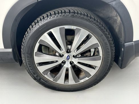 Used 2022 Subaru Ascent Limited w/ Technology Package image 11