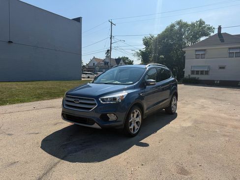 Used 2018 Ford Escape Titanium AWD/4WD image 3