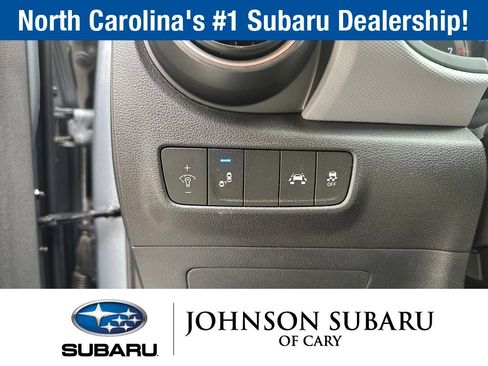 Used 2020 Hyundai Kona SEL AWD/4WD image 16