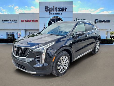 Used 2020 Cadillac XT4 Premium Luxury image 4