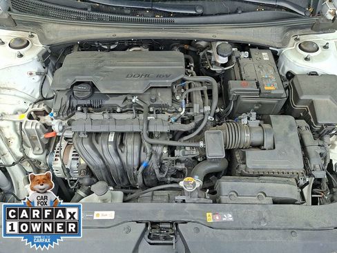 Used 2024 Hyundai Elantra SEL FWD image 28