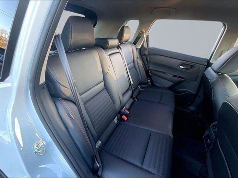 New 2026 Nissan Rogue SV AWD/4WD image 10