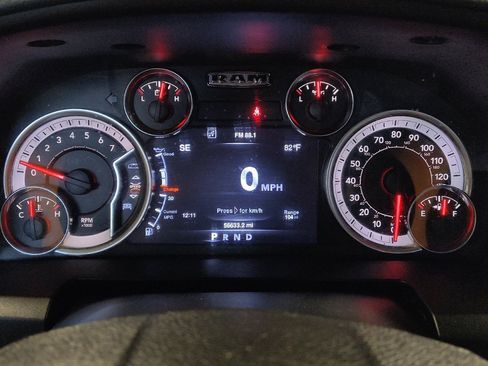 Used 2020 RAM 1500 Classic SLT w/ Luxury Group AWD/4WD image 23