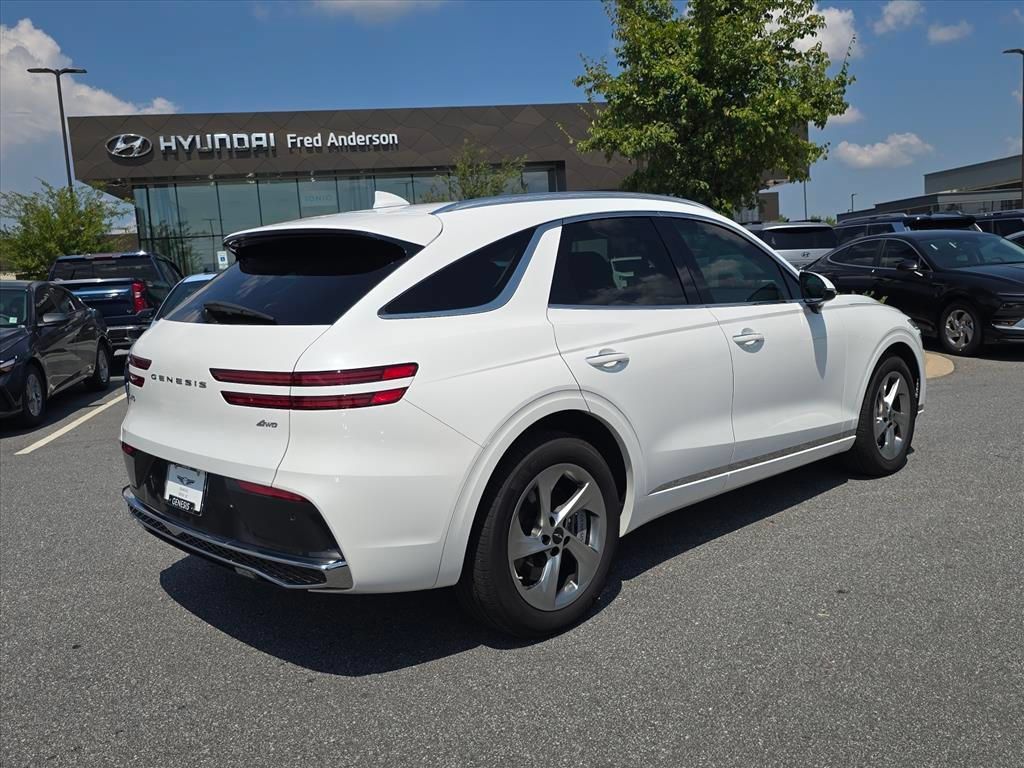 Used 2026 Genesis GV70 2.5T Select AWD/4WD image 3