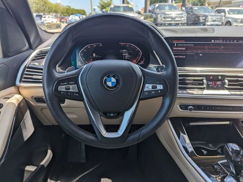 Used 2019 BMW X5 xDrive40i w/ Convenience Package image 11