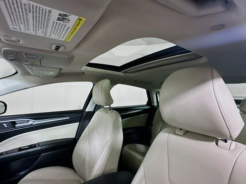 Used 2016 Ford Fusion Energi Titanium FWD image 25