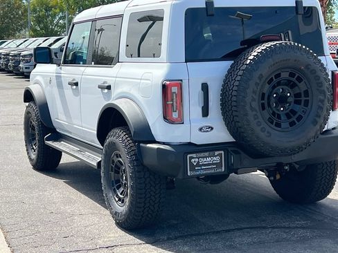 New 2026 Ford Bronco Outer Banks w/ Sasquatch Package AWD/4WD image 5