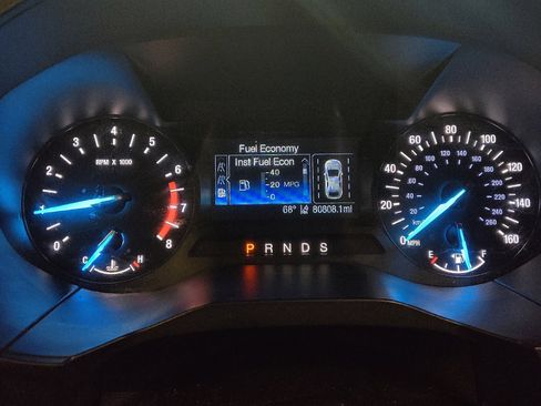 Used 2020 Ford Edge SE FWD image 23