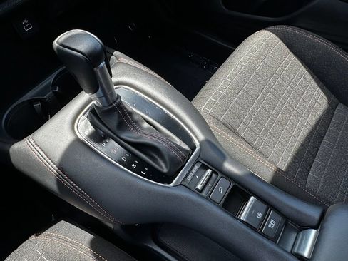 Certified 2024 Honda HR-V Sport image 30