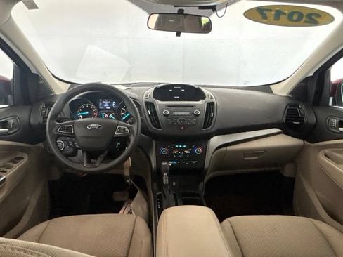 Used 2017 Ford Escape SE AWD/4WD image 19