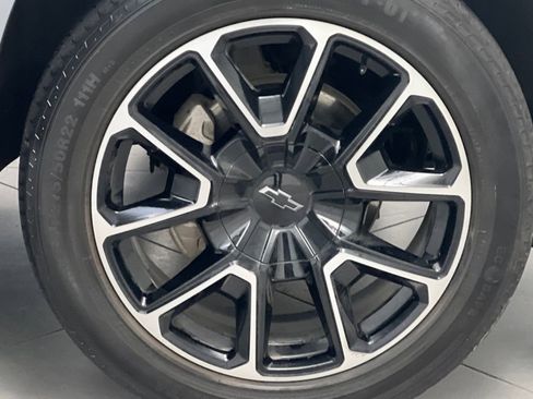 Used 2024 Chevrolet Suburban RST image 70