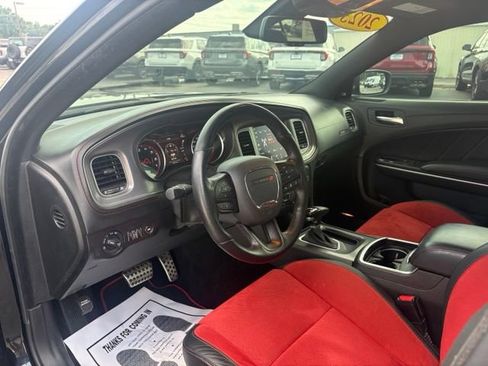 Used 2023 Dodge Charger Scat Pack w/ Plus Group RWD image 3