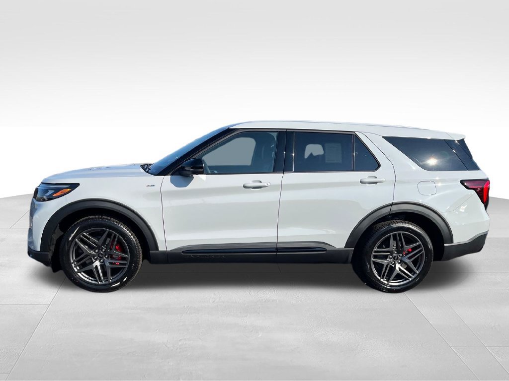 New 2027 Ford Explorer ST-Line w/ Premium Package AWD/4WD image 2