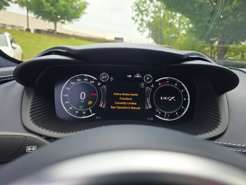 Used 2021 Aston Martin DBX AWD/4WD image 19