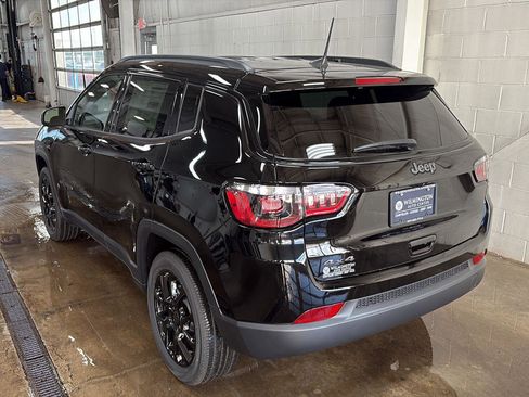 New 2026 Jeep Compass Latitude AWD/4WD image 36
