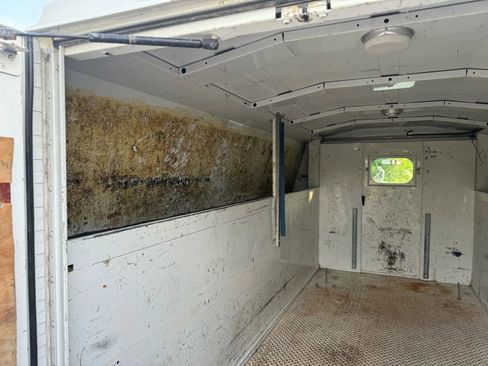 Used 2012 Ford E-350 and Econoline 350 Super Duty w/ Class I Trailer Tow Pkg image 24