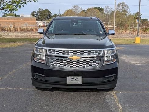 Used 2020 Chevrolet Suburban LT image 8