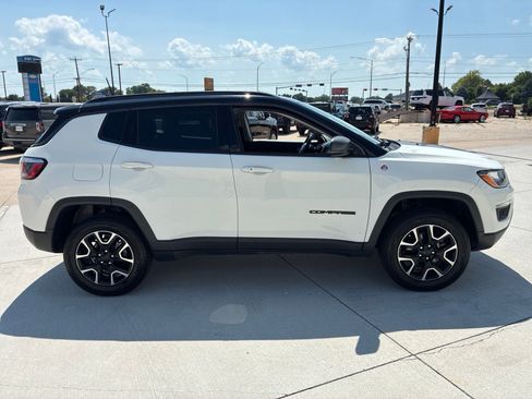 Used 2020 Jeep Compass Trailhawk AWD/4WD image 7