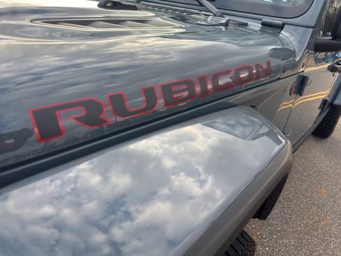 Certified 2025 Jeep Gladiator Rubicon image 14