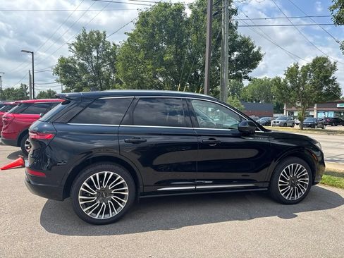 Used 2022 Lincoln Corsair Reserve w/ Equipment Group 201A AWD/4WD image 6